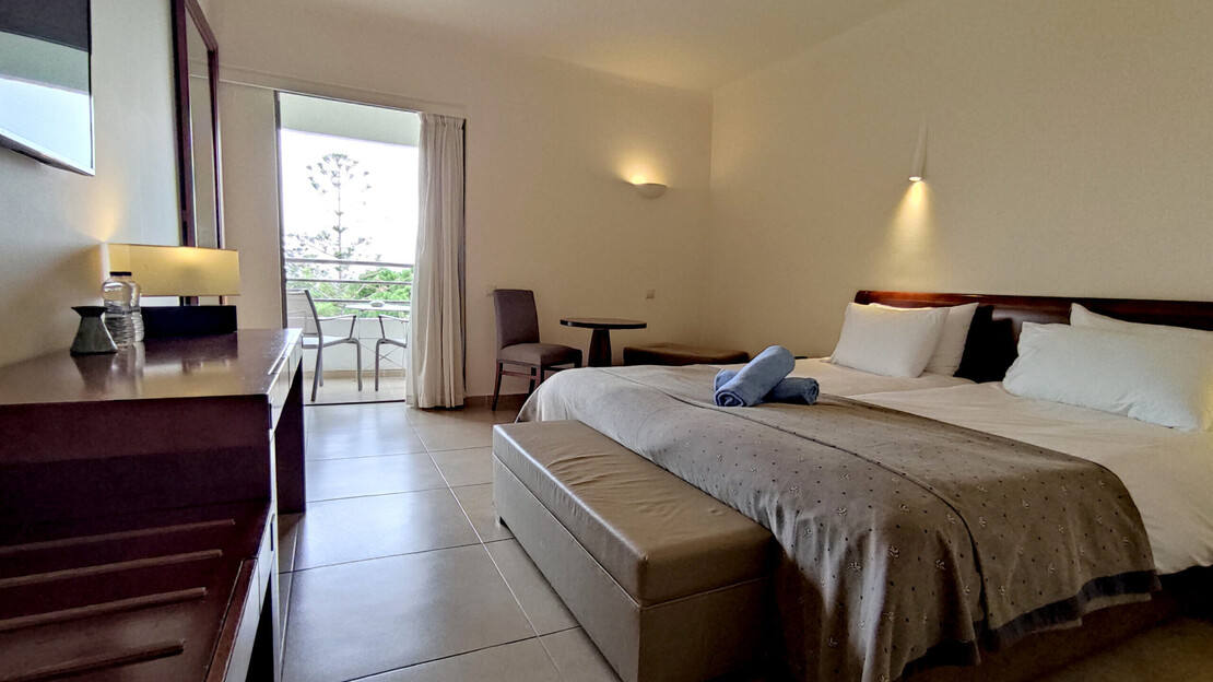 Apollonia Beach Resort & Spa